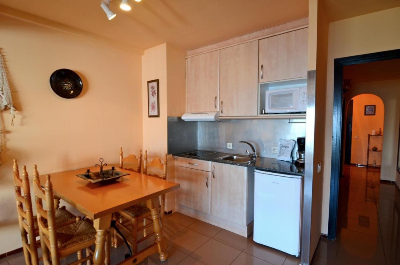 Punta Romana C303 L' Escala Luaran gambar